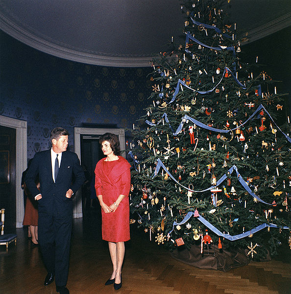 East Wing Rules Michelle's First White House Christmas Tree